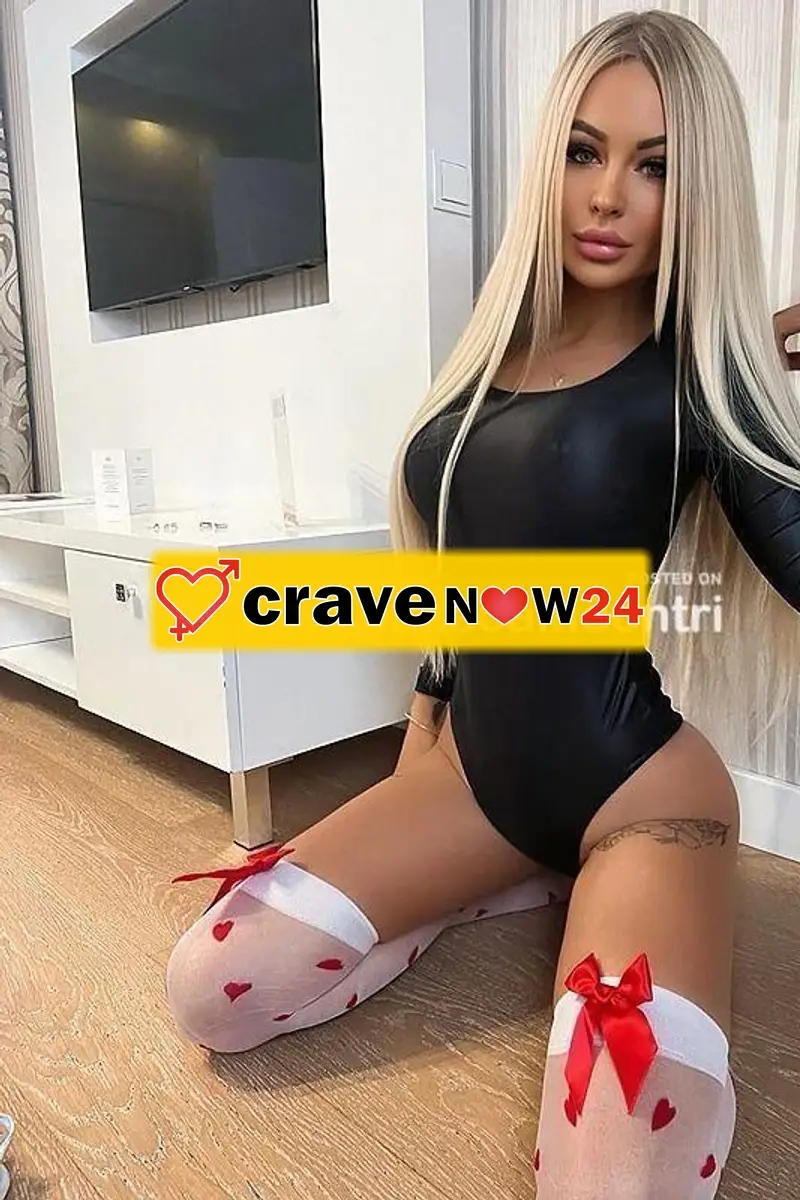 RAGAZZINA STUDENTESSA PER TE