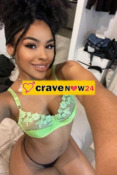 BELLISSIMA RAGAZZA SENSUALE, AFFASCINANTE, E AMANTE DEI PRELIMINARI SENZA FRETTA__ CON LA MIA LINGUA TI FARO' IMPAZZIRE_SONO S.E.X.Y PASSI0NALE ADO