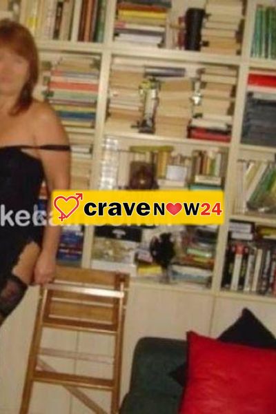 A SAN SALVO MARINA SIGNORA MATURA DEBORA 40 enne completísima bocca al naturale fino a la fine 69 spagna al naturale 😘😍 vini scopami 🥰