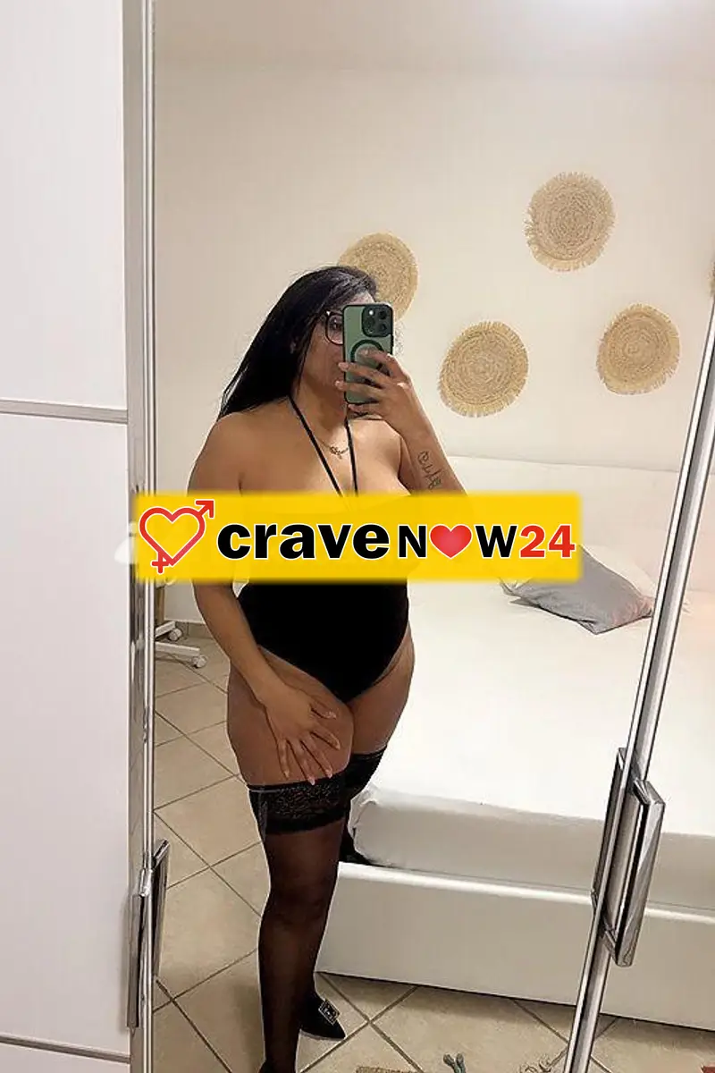 SAMIRA 🔥🔥😍 🏃‍♀️FOTO 💯%REALE 📷💦FIGA SUCCOSA DA LECCARE ,👅SPLOSIVA SEDUCENTE E 🦻INCREDIBILMENTE 👠SEXY👙 ❮❯