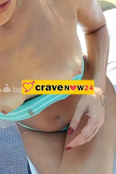 italiana trasgressiva una vera PORCA DELLA PORTA ACCANTO BELLA E ANCHE SEXY! CAPACE DI INGOIARE TUTTO E FARTELO VEDERE! Su di me Bella, pulita e