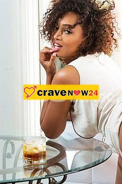 più caldo del sole🔥🔥🔥 e dolce come il miele🍯🍯🍯 ritorna a udine Alicia, non perdere tempo e vieni a trovarmi, ti aspetto con lingerie sexy👙👙 e tacchi a