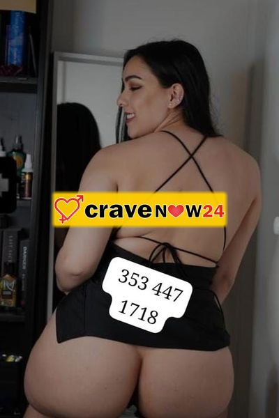 ciao sono karla apena arrivata in citta come mi vedi mi trovi sono sensuale e passionale .......tutta , faccio tutto con calma e nessuna fretta....una