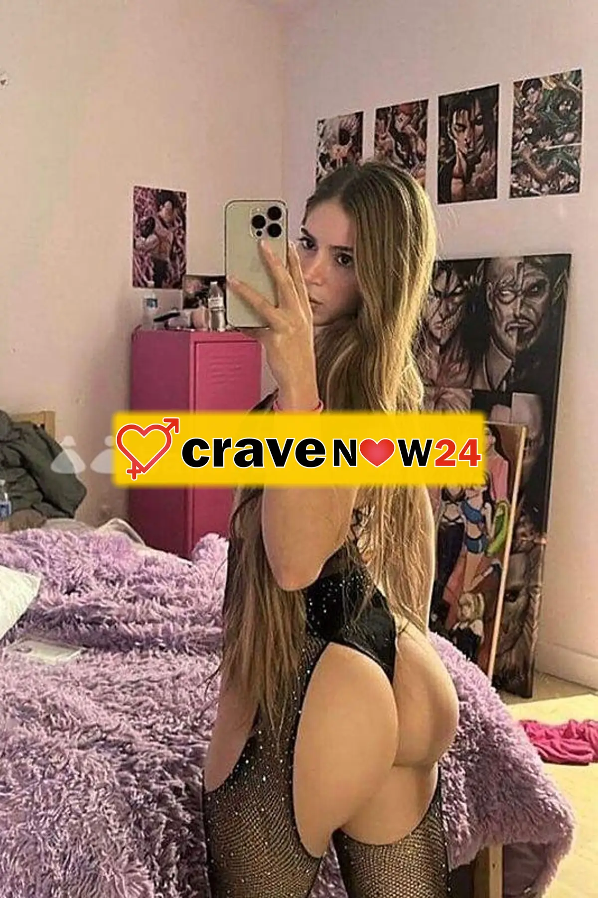 Due Barbie diciannovenni