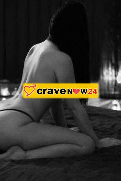 SARA ALESSIA LEILA EFFETTUANO IL MASSAGGIO TANTRA IN STUDIO BENESSERE A TRANI PASSIONE ITALIANA