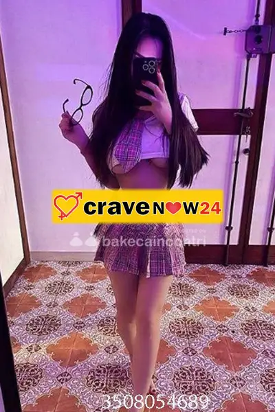 PRIMISSIMA VOLTA 😋🎀🔥SBORRAMI IN BOCCA GRAN POMPINARA DI CAZZO E DI PALLE AL NATURALE GOLA PROFONDA😋 VERO SQUIRTING PIOGGIA DORATA