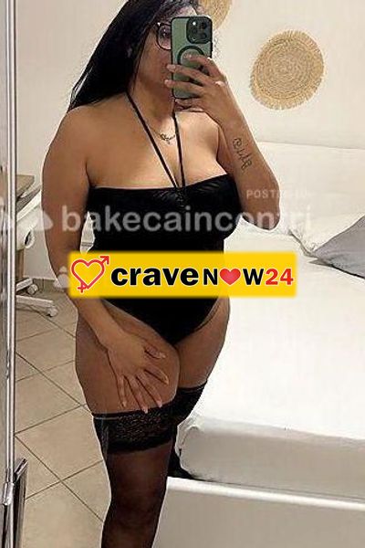 SAMIRA 🔥🔥😍 🏃‍♀️FOTO 💯%REALE 📷💦FIGA SUCCOSA DA LECCARE ,👅SPLOSIVA SEDUCENTE E 🦻INCREDIBILMENTE 👠SEXY👙 ❮❯