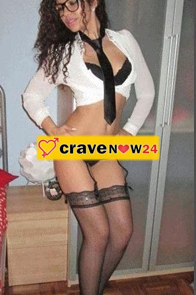 VALENTINA APPENA ARRIBATA FIGA+LATO B+ POMPINÇO AL NATURALE,,🔥🔥