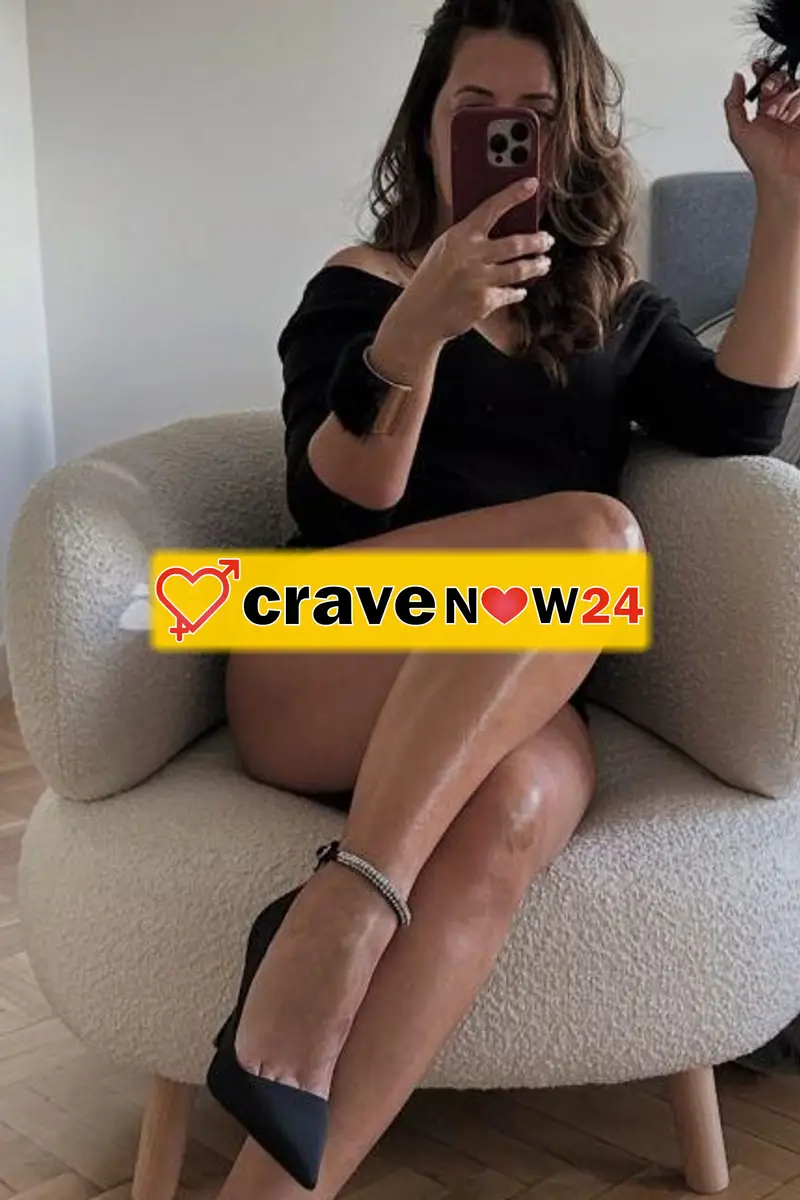 AFFASCINANTE MASSAGGIATRICE ITALIANA...