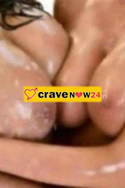 FLORY😍SONO SENSUALE E INTRIGANTE E MI PIACE DA IMPAZZIRE SENTIRE LA TUA ECCITAZIONE.I MEI MASSAGG.I SONO UNICI! QUELLO CHE VEDI E' ESATTAMENTE QUELLO