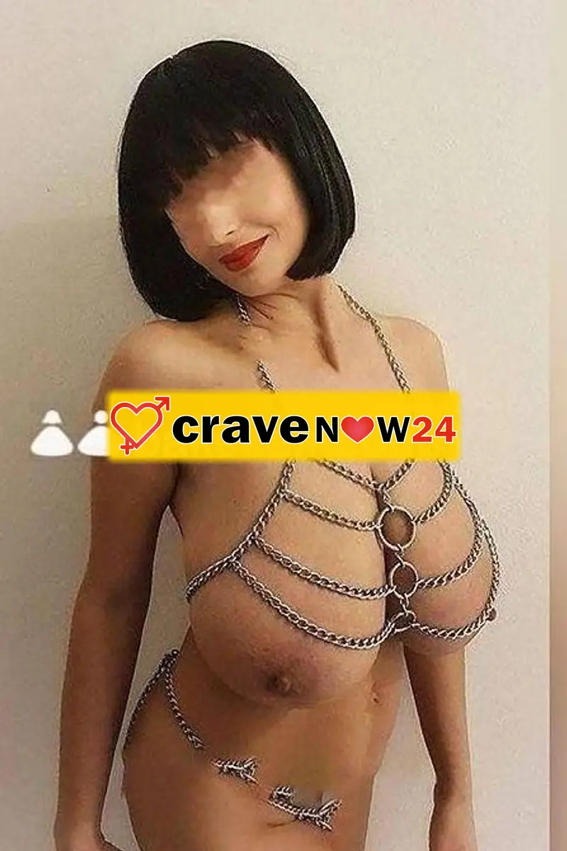 MI PRESENTO ANNA, UNA CASALINGA SUPER MATURA E NINFOMANE