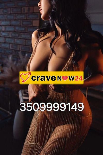 MASSAGGIATRICE SQUIRTING POMPINO NATURALE LATO B SBORRA LIBERA IN FACCIA E SULLE TETTE SEGA PIEDI 69 SPAGNOLA CON LE TETTE