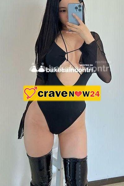 Nuova ragazza arrivo,Erika:-) professionista, primissime esperienze ma molto brava quando mi cimento nelle arti erotiche.