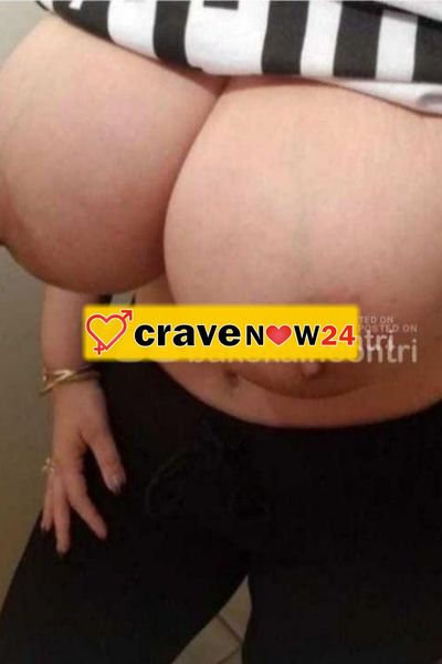 💋APPENA ARRIVATA LA PIU PORCA POMPINO AL NATURALE CON 💯VENUTA LIBERA SULLE TETTE BELLA SPAGNOLA COMPLETA E PRONTA A TUTTO