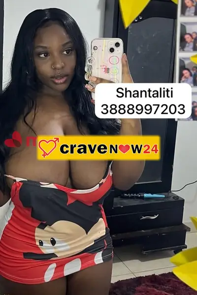 Yamila big tettona