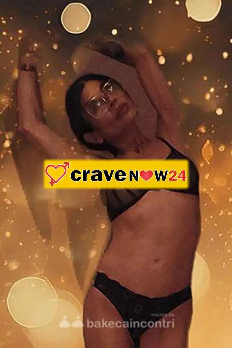 DISTINGUERSI per... essere UNICA! 
TUTTO ORIGINALE... SUPER SCONTO ENTRO LE 21