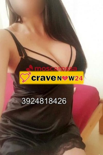 ITALIANA GIULIA...SONO A PAVIA INSIEME AD UN'AMICA PER GIOCHI A 3