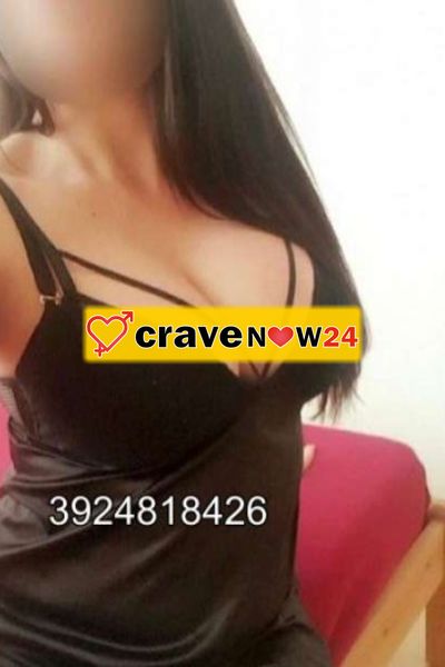 ITALIANA GIULIA...SONO A PAVIA INSIEME AD UN'AMICA PER GIOCHI A 3