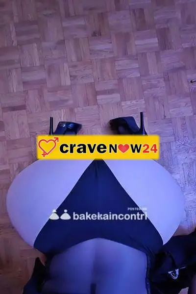 Sofia ITALIANA Ponte Chiasso Regina dell' anale