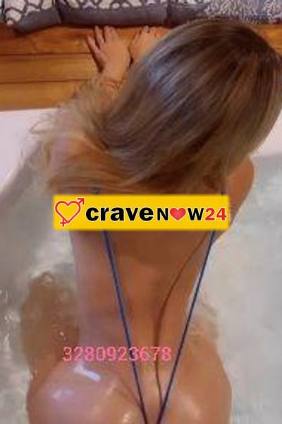 una vera troia...la più maialona di tutte🔥🔥🔥sono la piu' grande di tutte troie succhia cazzo che tu abbia mai in codeliziosamente s. e. x. y, elega