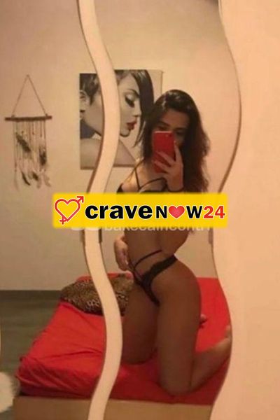 BASSANO -APPENA ARRIVATA ! LA REGINA DELLE POMPE CON FINALE IMPERDIBILE!! 😘