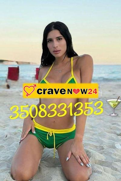 🔥NAPOLI BELLISIMA🇧🇷🇧🇷🇧🇷 FEMENILE CON UNA BANANA DURA🍆MOLTO PIENA