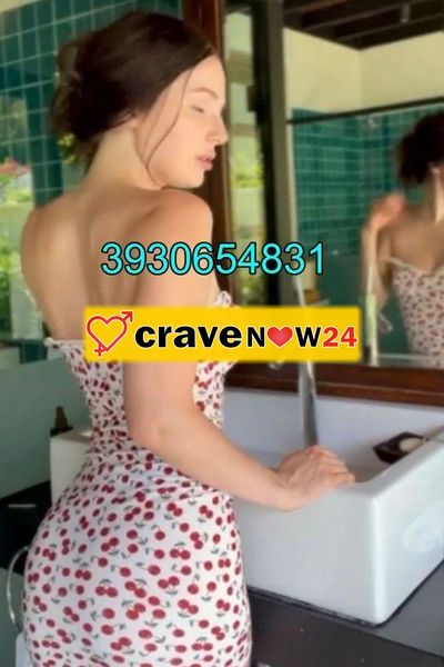 LAVINIA RICEVO E RAGGIUNGO...IN HOTEL O A CASA TUA PRIMA VOLTA  SPLENDIDA RAGAZZA MOLTO DISPONIBILE PER MOMENTI INTRIGANTI...