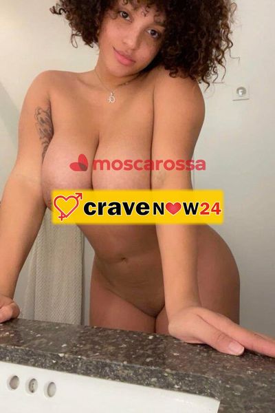 VERA TROIONA TETTONA_?💋? SBORRAMI IN CULO ??VISO ?💋? BOCCA ?💋?VERA PUTANA ??💋POMPINO AL NATURALE DOVE VUOI?? PIOGGIA DORATA LATTE DI FIGA VERO, PA