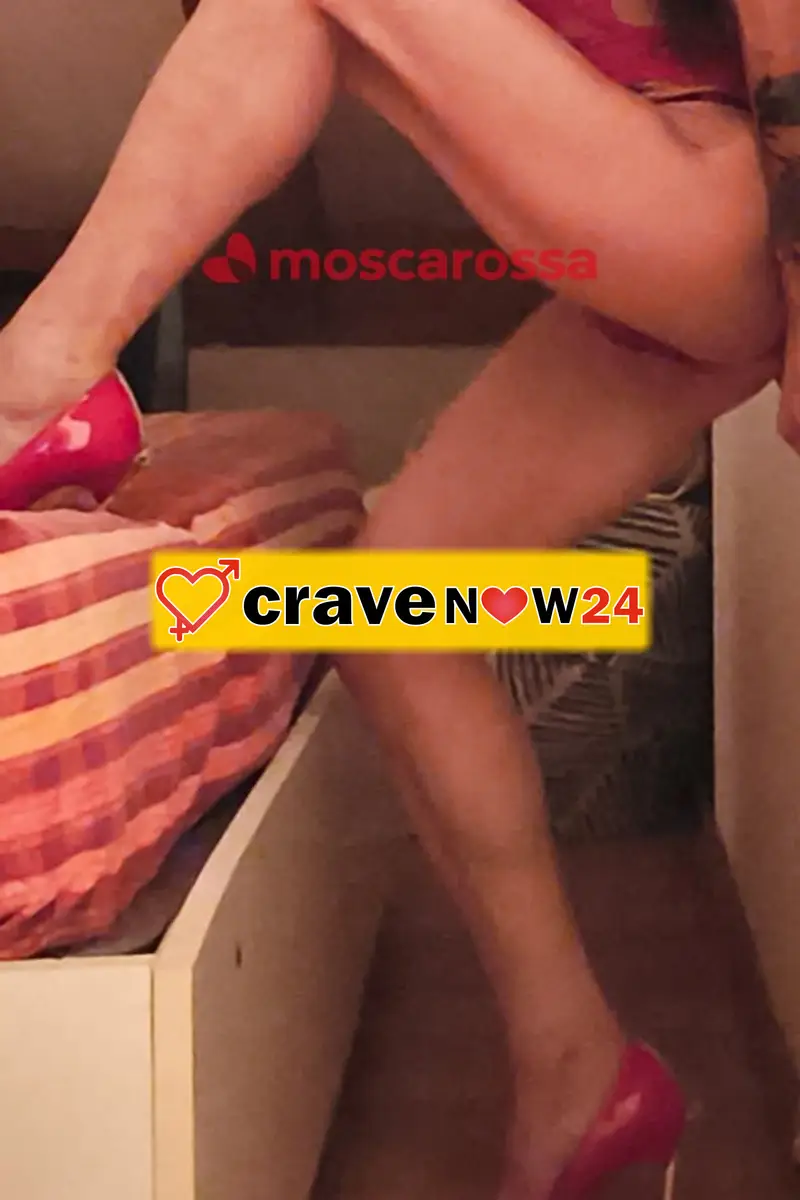 DISTINGUERSI per... essere UNICA! 
TUTTO ORIGINALE... SUPER SCONTO ENTRO LE 21