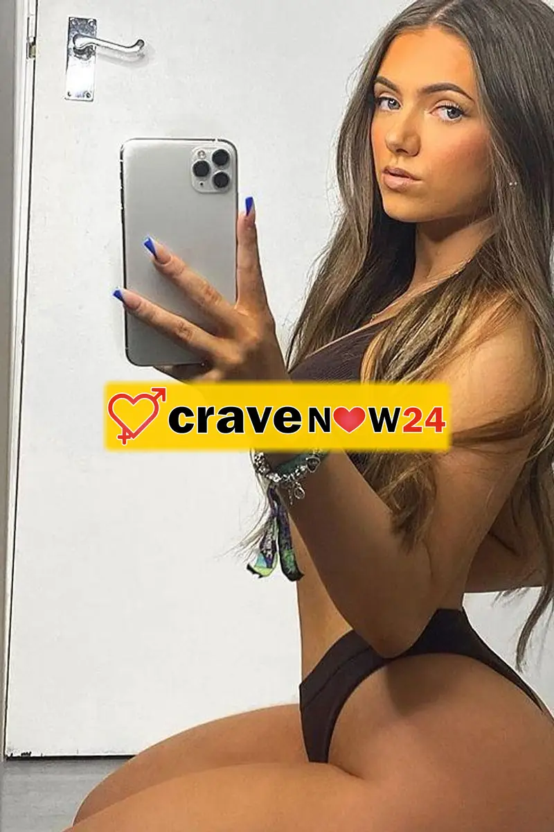 SELENA LA PIU DOLCE E SENSUALE E PASSIONALE DI TUTTE 😘👅💋 !