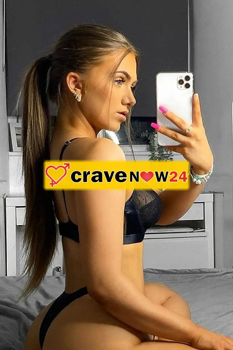 SELENA LA PIU DOLCE E SENSUALE E PASSIONALE DI TUTTE 😘👅💋 !