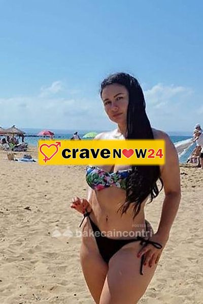 SARA  😍😋APPENA ARRIVTA IN CITTA' PRIMA VOLTA FOTO REALE 😋😋DOLCE COME IL MIELE E CALDA SEXY SENSUALE DISPONIBLE 24 SU 24