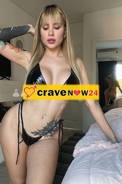 SUPER NOVITÀ NEW NEW BELLA KIARA🥰🥰 CON UNA FIGA BAGNATA, MOLTO CALDA