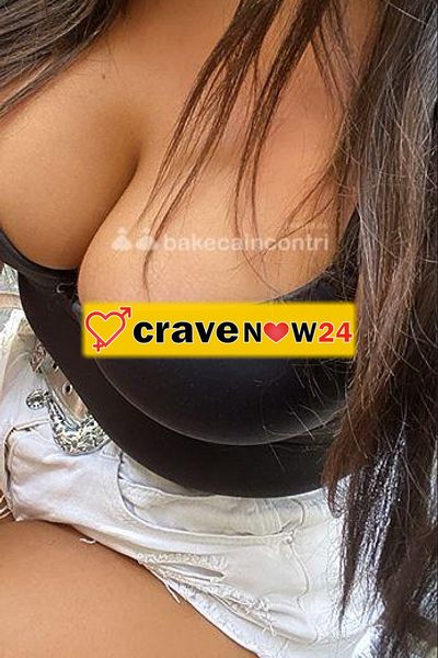 Disponibile anche per videochiamate super piccanti oltre che per incontri