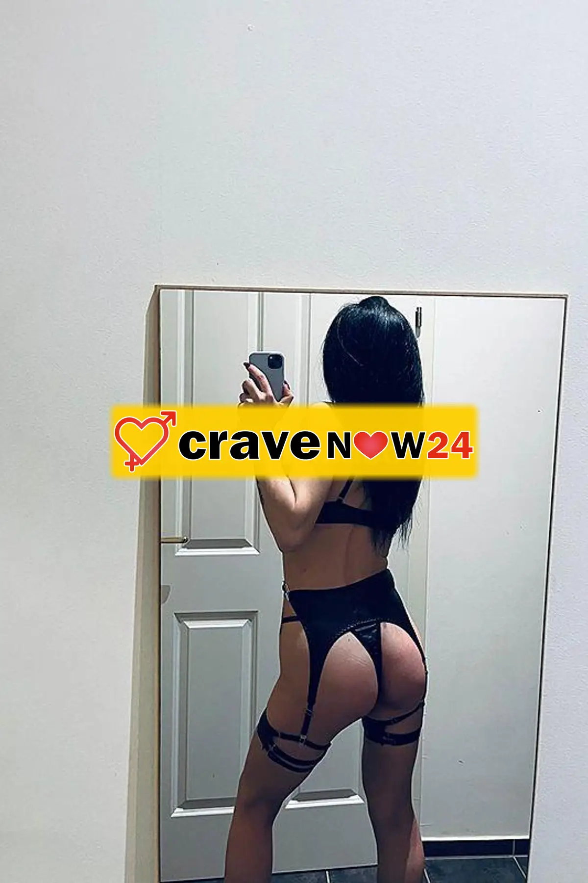 (NON RISPONDO AI NUMERI ANONIMI, PRIVATI)
Appena arrivata, dolce, sensuale, e seducente Ragazza latina,appena arrivata per qualche giorno a Roma...,