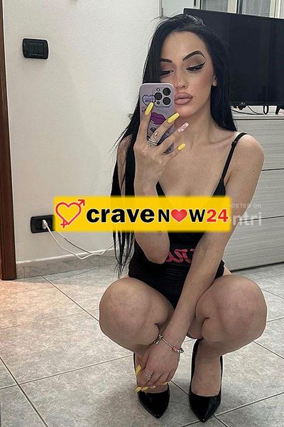Novita🥰RAGGIUNGO Foto vere e recenti COMPLETISSIMA!anche videochiamate Erotiche!