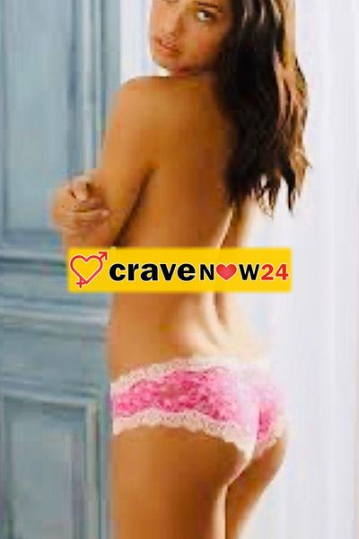 Stupenda e affascinante ragazza di classe..!