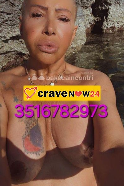 A OSTUNI PER POCHI GIORNI GIORGIA SIGNORA ITALIANA ACCETTO INCONTRO CON REALE COINVOLGIMENTO 💋