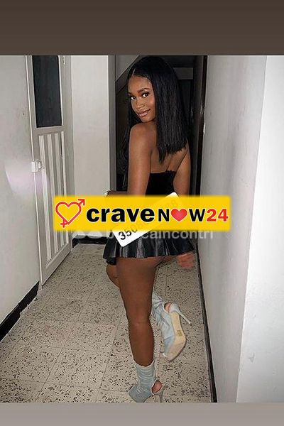 Apenna arrivata a PAVIA per porchi giorno, 🔥irresistibile dolce chocolatina🍓lingua serpentina👅 +massaggio Erotic