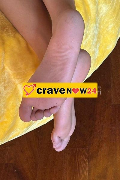 SONO A PRATO NON RAGGIUNGO HO 20 anni italiana anche MISTRESS O VIENI A SCOPARMI CHIAMAMI O SCRIVIMI