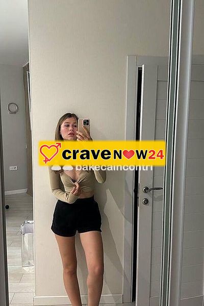 Novità SOFIA 💋💋💋Bellissima studentessa foto selfie reali