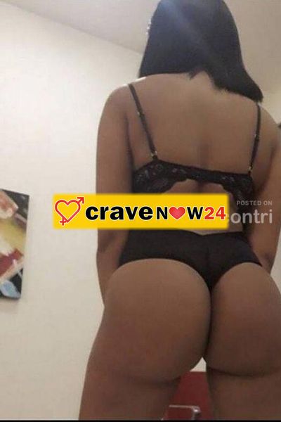 A VITERBO 👅 PICCOLINA TROIETTA A PARCHEGGIO DISPONIBILE 👀ADORO SUCCHIARE👅 CON LA MIA CALDA BOCCA ED ESSERE