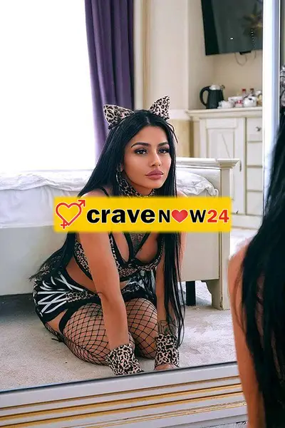 EVELYN - APPENA ARRIVATA A FOLIGNO - BELLA MORA SENSUALE