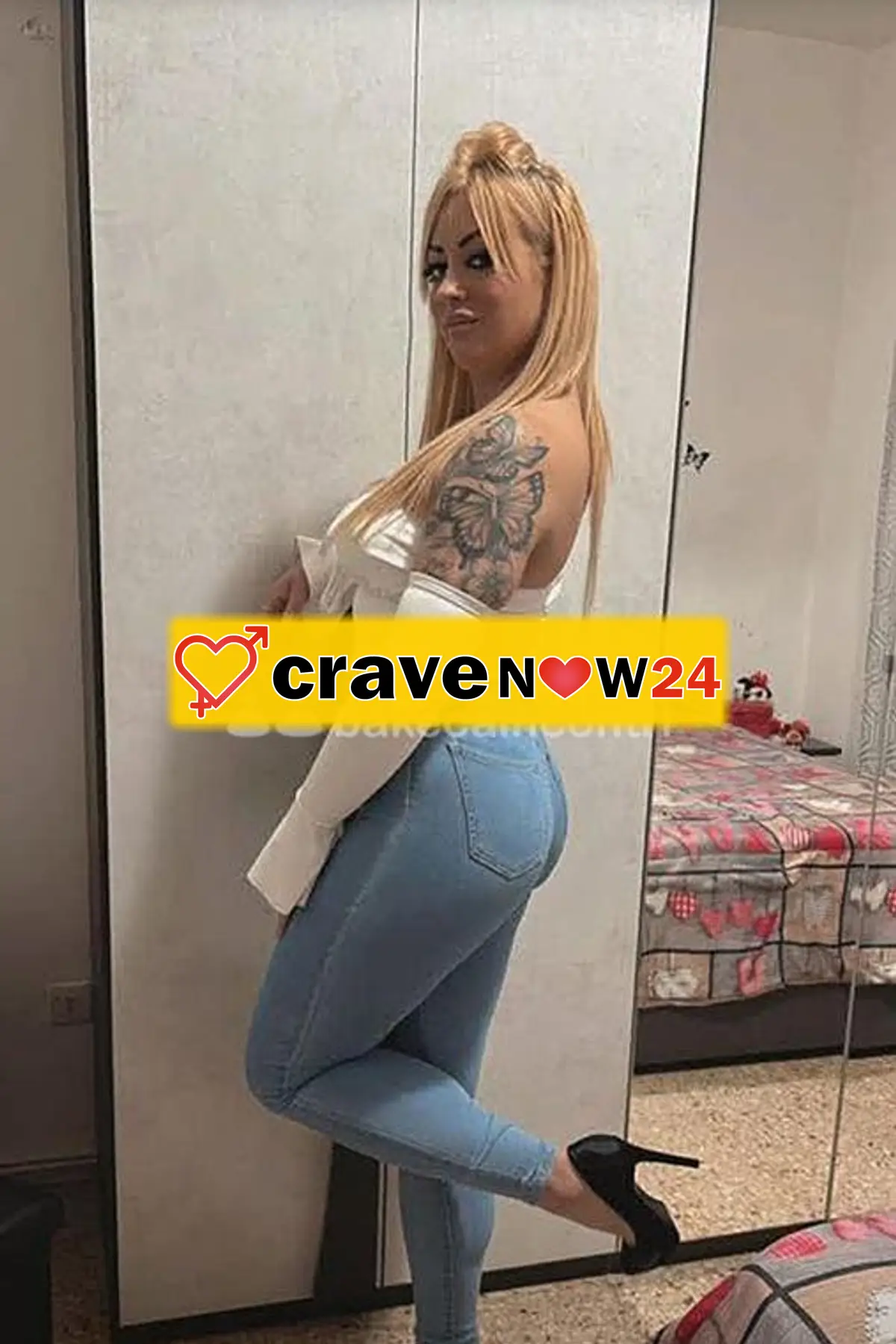 Bambolina bionda x video chiamata hot e sex chat