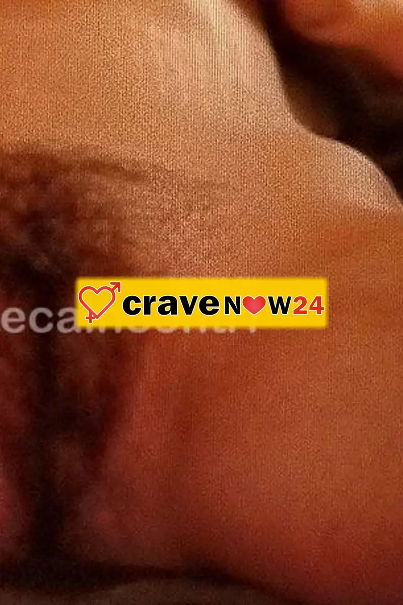 BELLA DONNA MATURA MOLLTO COMPLACIENTE CALDA PRELIMINARI DA URLO