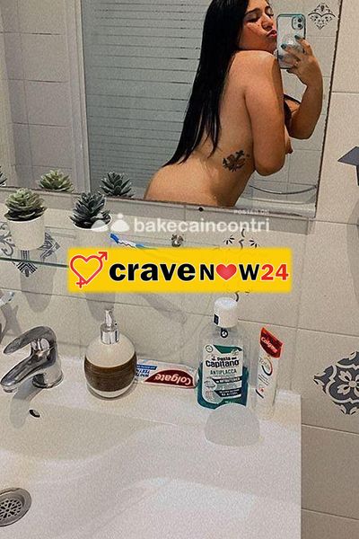 PRIMA VOLTA A SORRENTO! NEW ♥_♥♥ VITORIA ♥♥_♥ BELLA MILF CALDE E INSAZIABILE.....