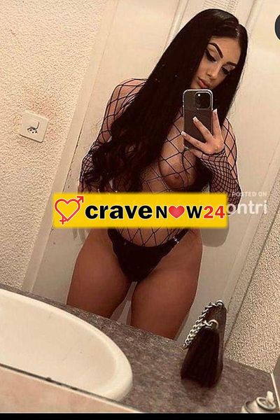 RICEVO E RAGGIUNGO casa tua hotel NEW APPENA ARRIVATA Rebecca troietta disinibita = MI PRESENTO IN LINGERIE E TACCHI A ... (( APPENA APRI LA PORTA M