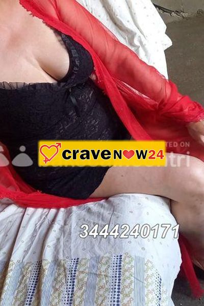 NOVITA A A JESOLO ! APPENA ARRIVATA ! 🔥LAURA Ungherese 40 anni, Milf mora mozzafiato 🔥