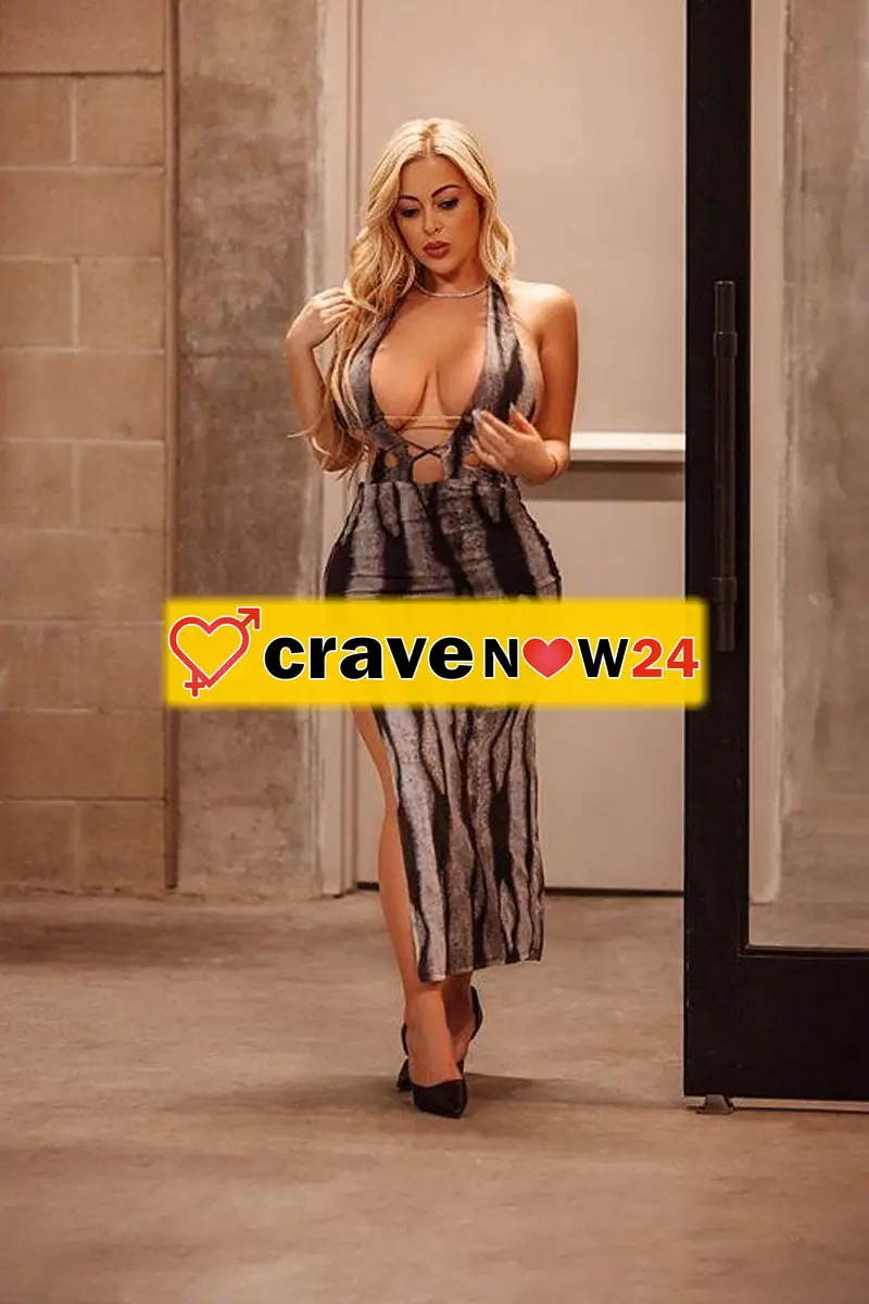 ---nuovissima strabellissima bambola ( ❤️ ❤️ ) fondo schiena (da paura unico bellissimo) (foto reali 100%) sexy con delle bellissime tette sode tutte