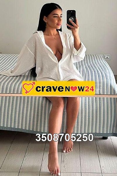 LUISA NAPOLETANA VERA 25 ANNI❤️ELEGANTE E NATURALE🤩PATATINA SAPORITA E CULETTO DELICATO😋
